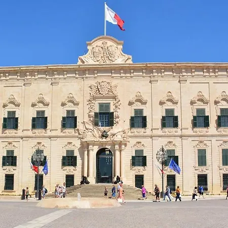 Apartment Modern Close To Valletta Il-Furjana